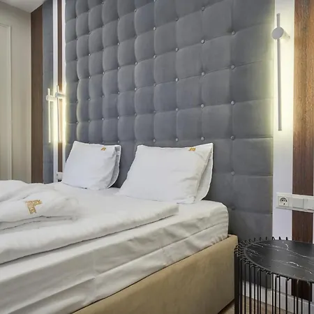 Olimp Μπούκοβελ